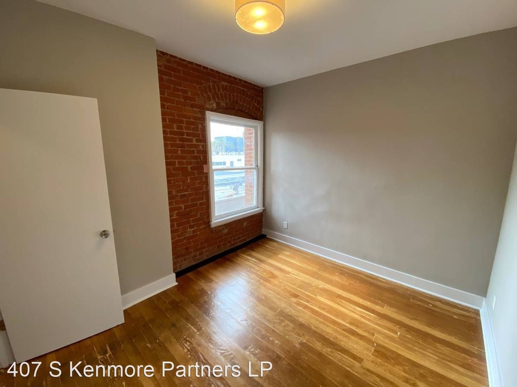 407 S Kenmore Ave. - Photo 1