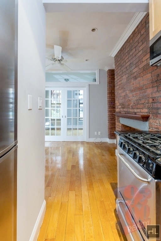 44 Avenue B - Photo 1