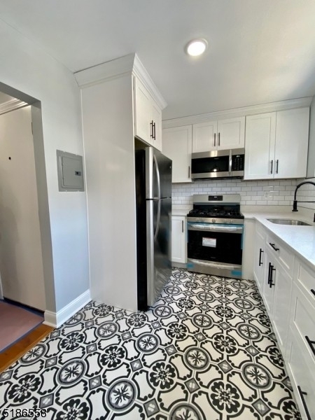 30 Chestnut Ave Apt 1l - Photo 4