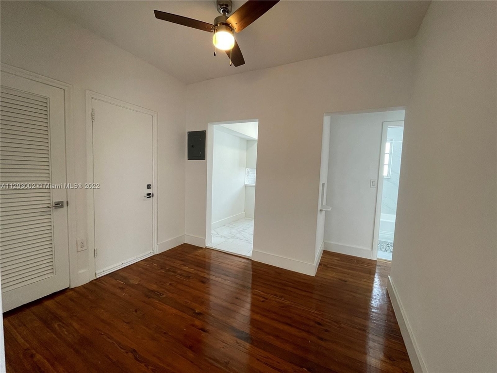 1608 Meridian Ave - Photo 1