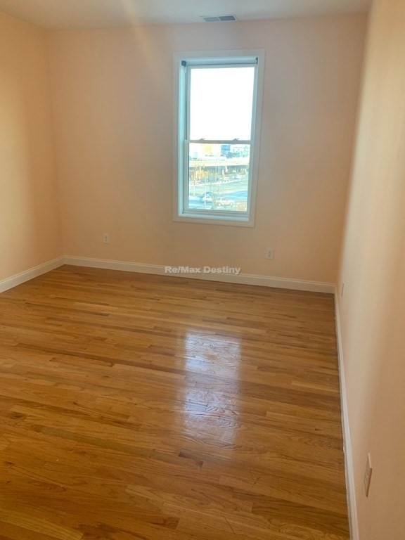 100 Fellsway West - Photo 12