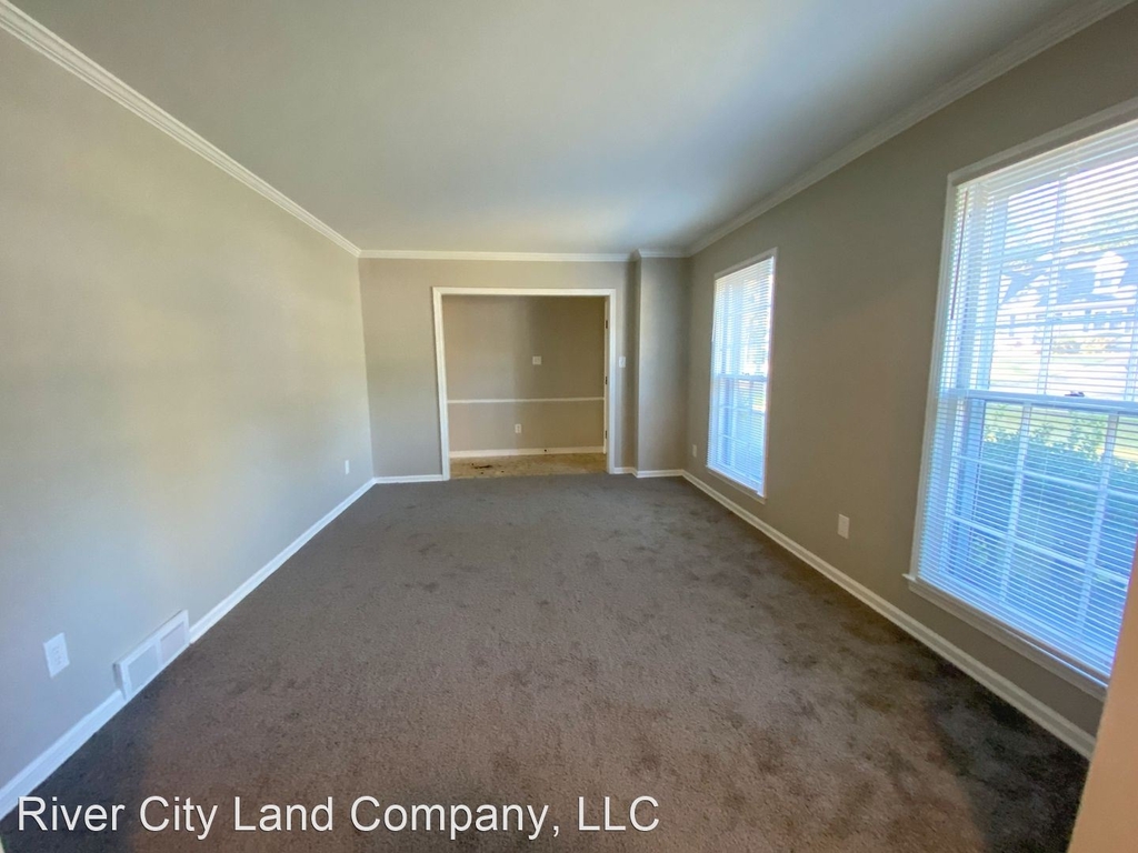 5137 Oak Meadow - Photo 2