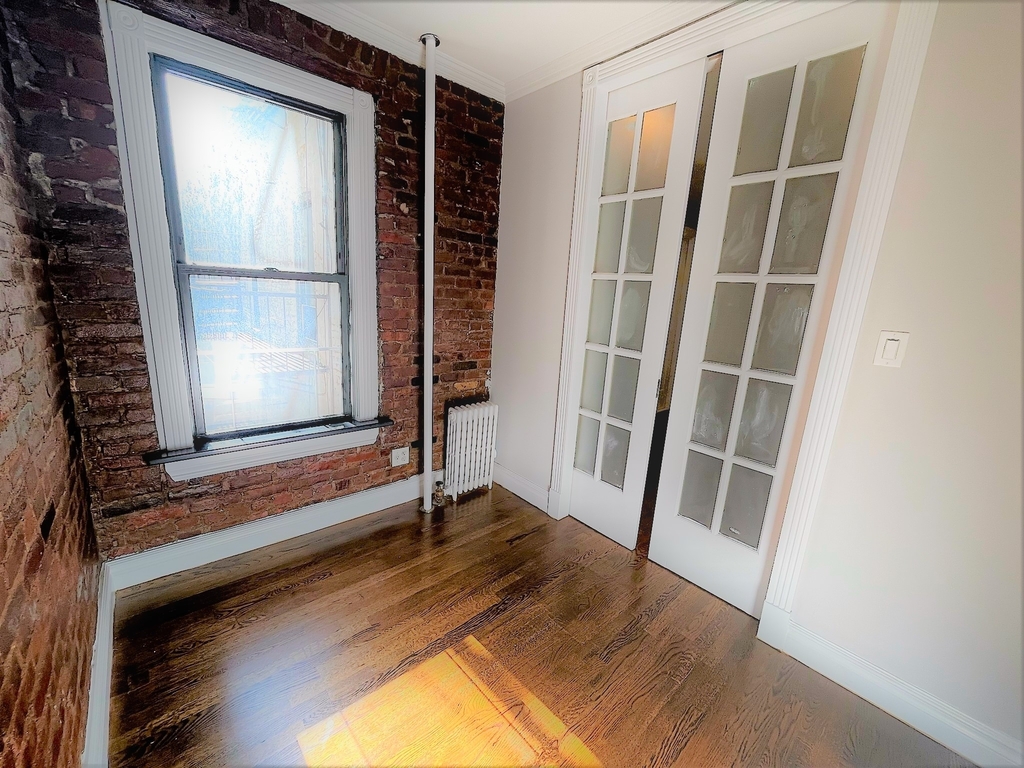 416 East 13th Street - Photo 3