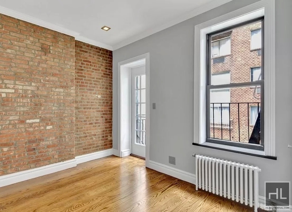 219 East 23rd Street - Photo 6