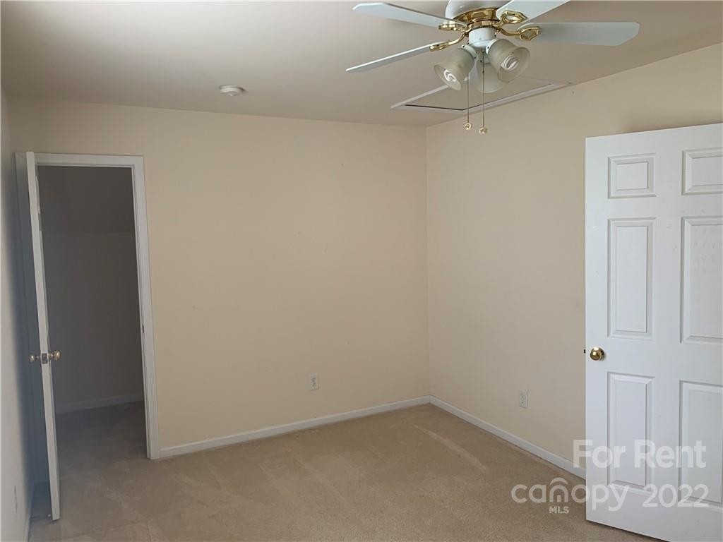 11163 Saintsbury Place - Photo 17