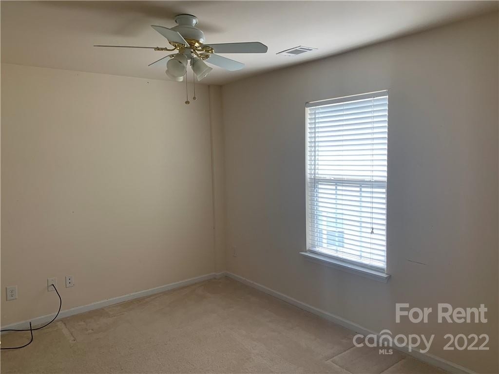 11163 Saintsbury Place - Photo 18