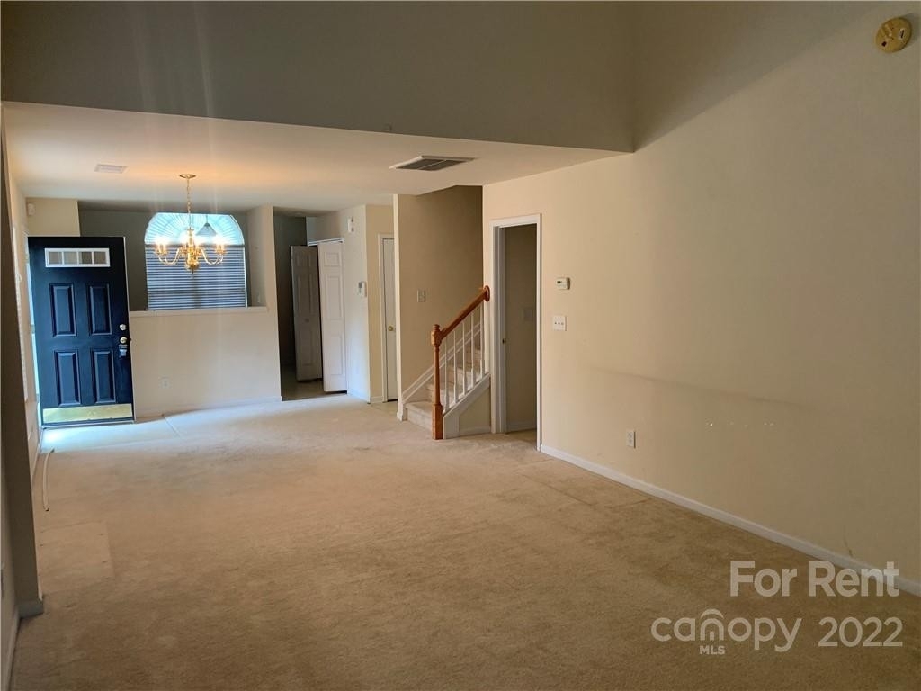 11163 Saintsbury Place - Photo 4