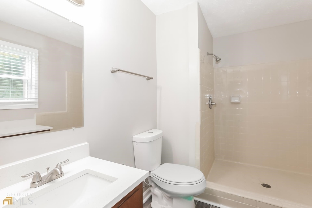 2032 Elmpark Lane - Photo 9