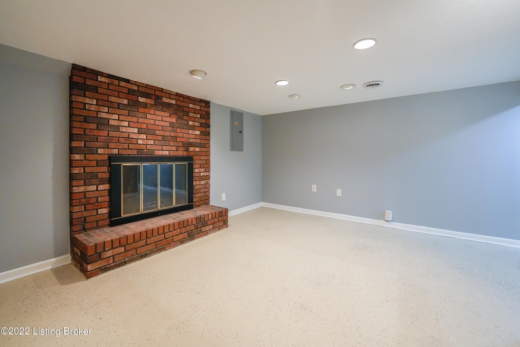 9903 Welshpool Ct - Photo 30