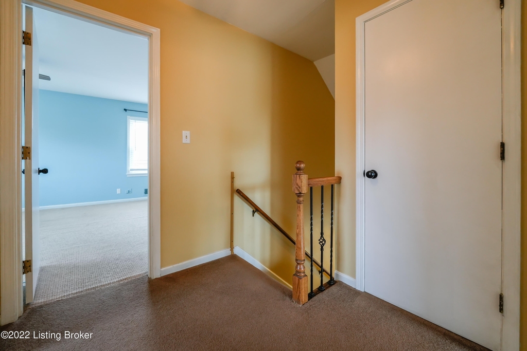 9903 Welshpool Ct - Photo 18