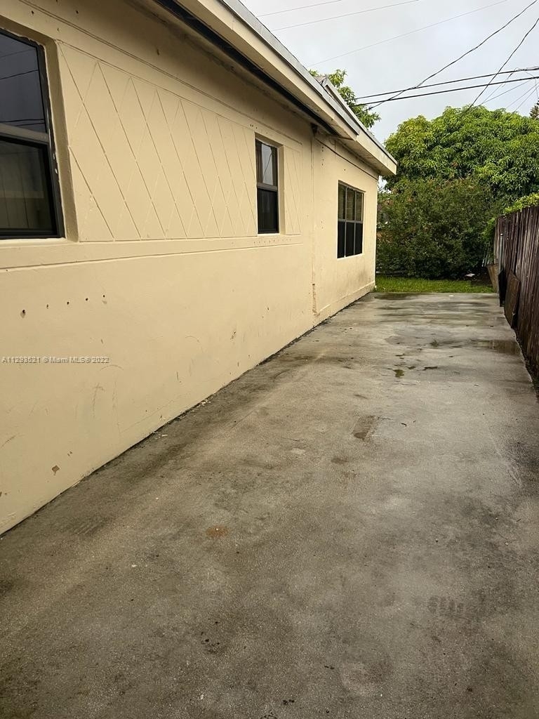 11821 Sw 185th Ter - Photo 12