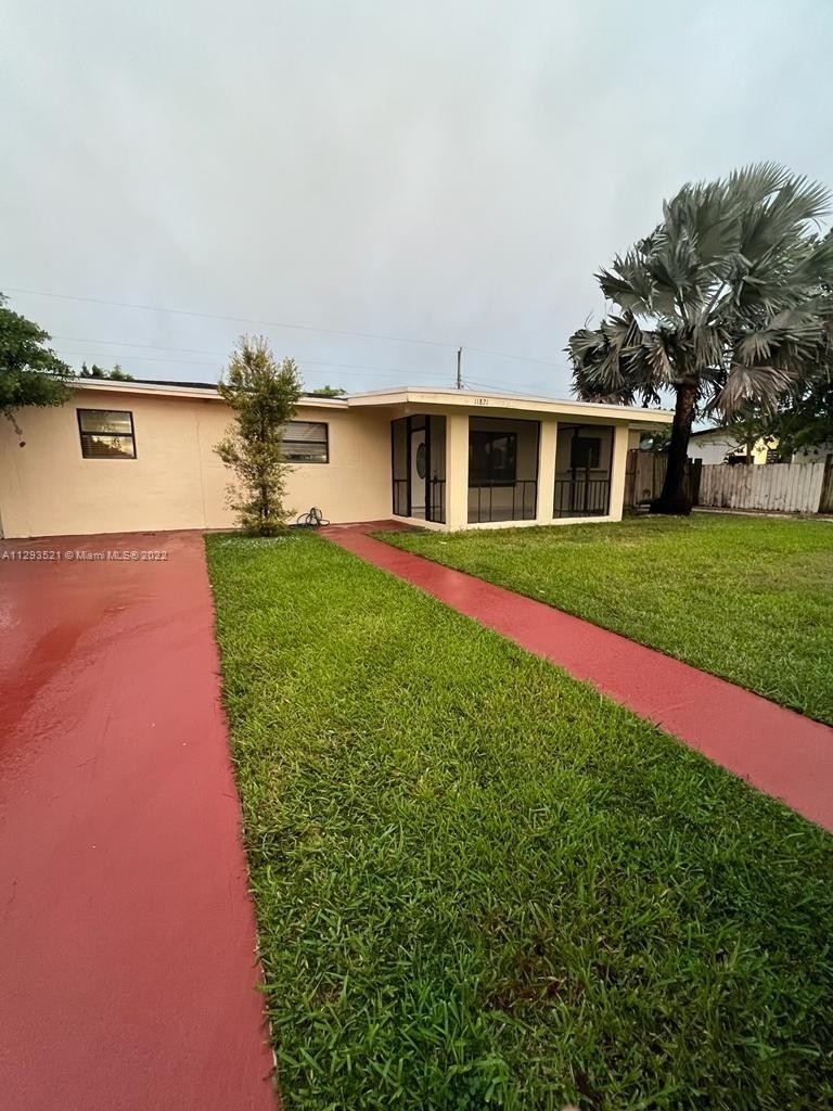 11821 Sw 185th Ter - Photo 2