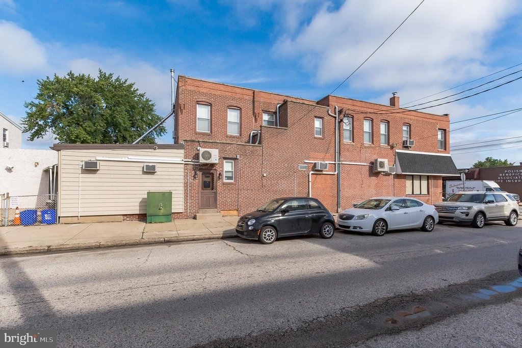 2582 Orthodox Street - Photo 3