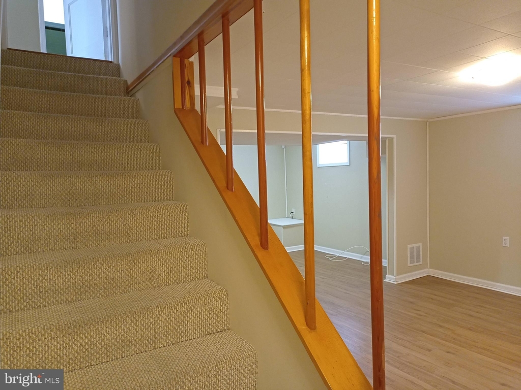 11305 Galt Avenue - Photo 10