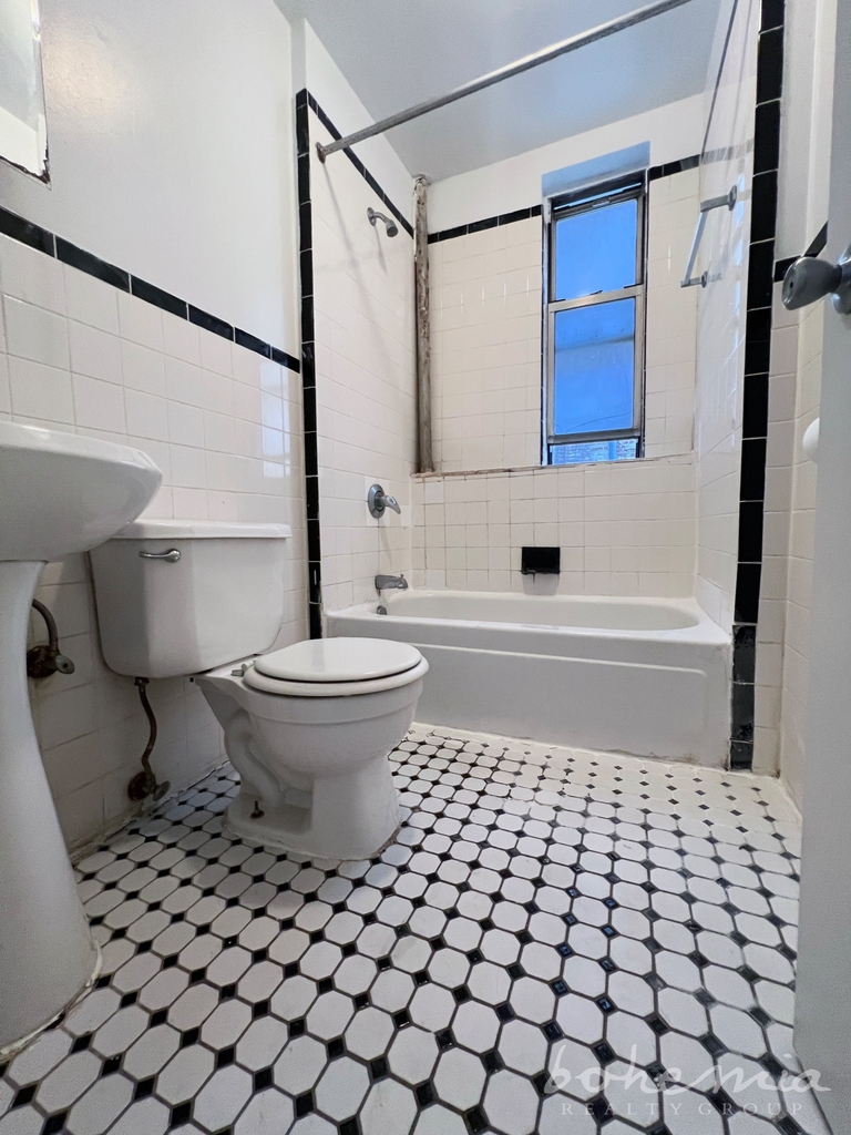 412 West 129th Street, 11 - Photo 3