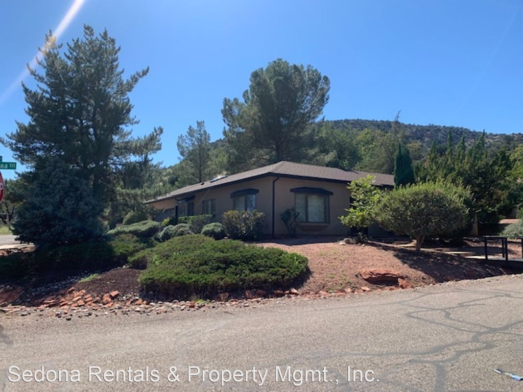 215 Montazona Trail - Photo 1