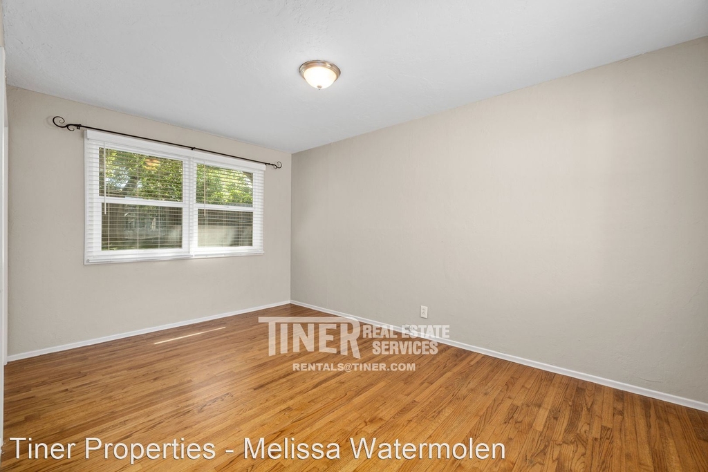 7660 Sunset Ave - Photo 29