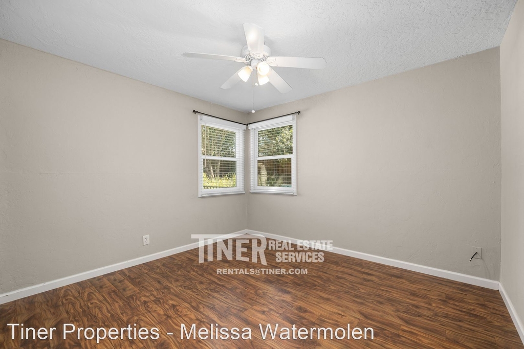 7660 Sunset Ave - Photo 25