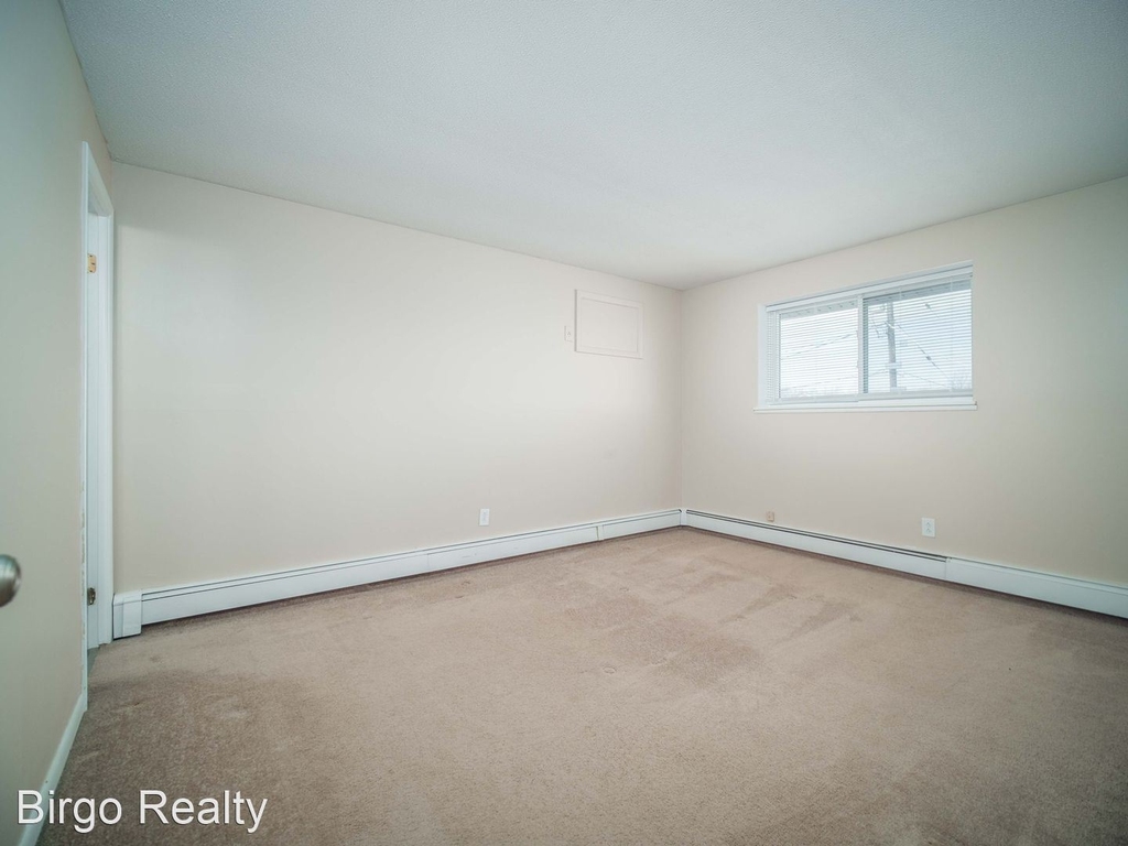 121 Holiday Lane - Photo 10