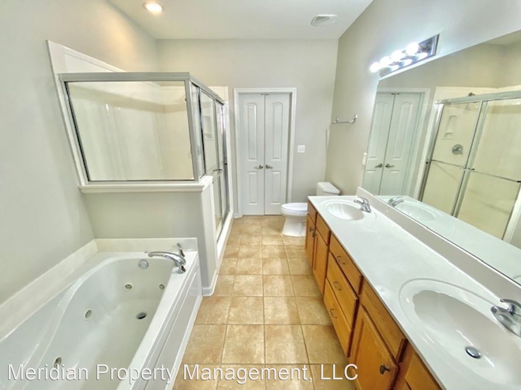 8892 Glen Crossing - Photo 5