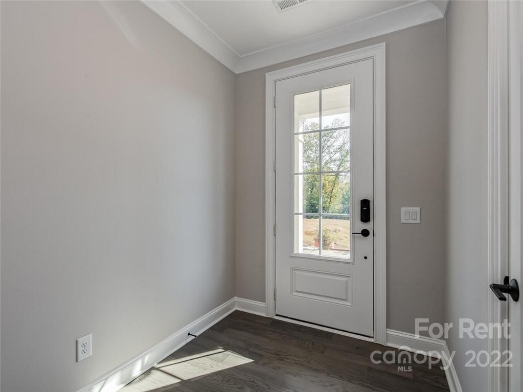 223 Emerson Avenue - Photo 17