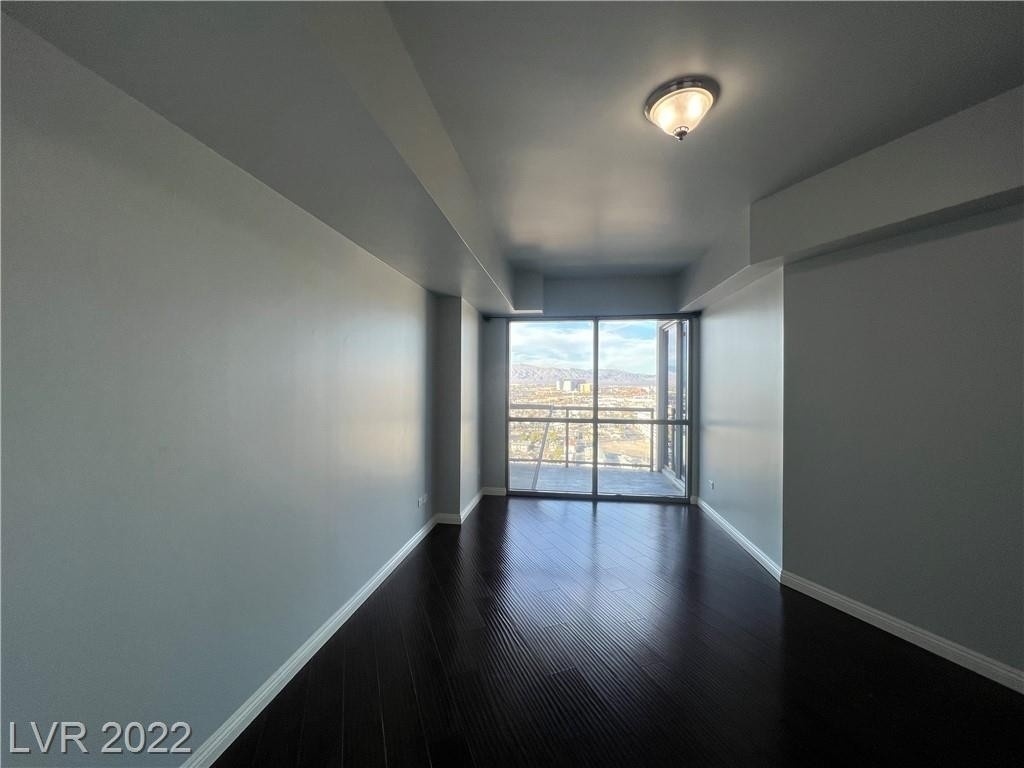 200 West Sahara Avenue - Photo 1