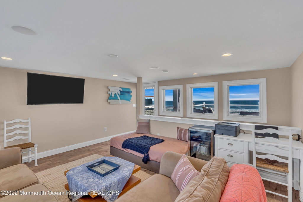 3006 Ocean Road - Photo 31