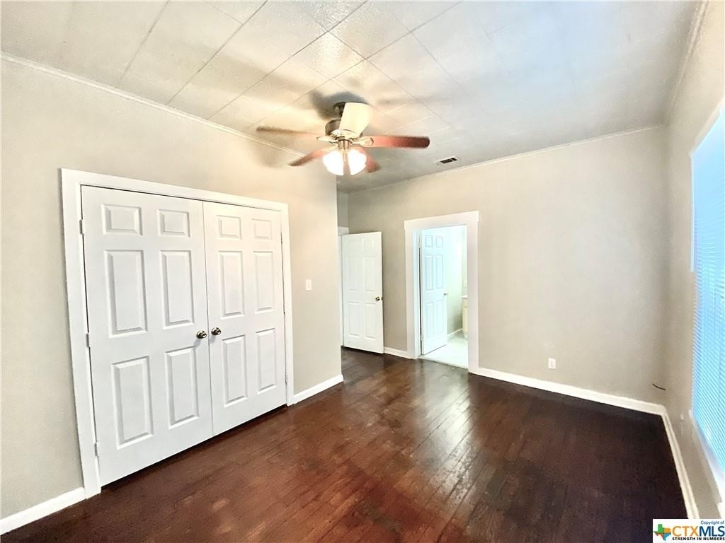 322 W Austin Street - Photo 13