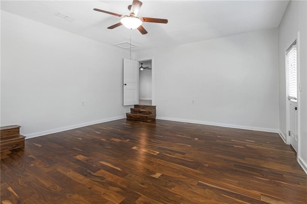 1401  Astor Pl - Photo 21