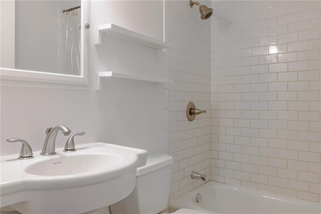 1401  Astor Pl - Photo 22