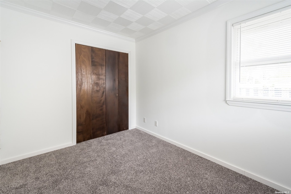 1106 Hicksville Road - Photo 14