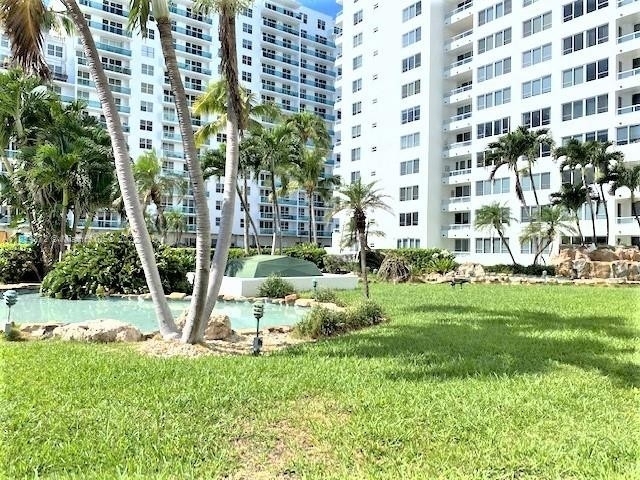 5005 Collins Ave - Photo 14