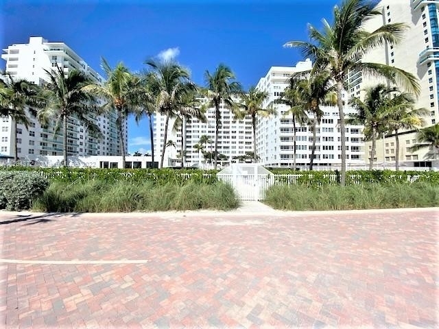 5005 Collins Ave - Photo 12