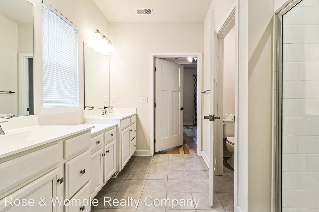 1807 Zephyr Way - Photo 19