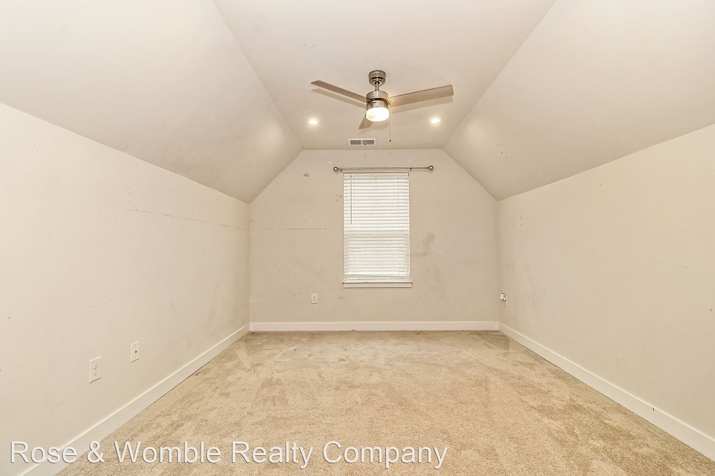 1807 Zephyr Way - Photo 25