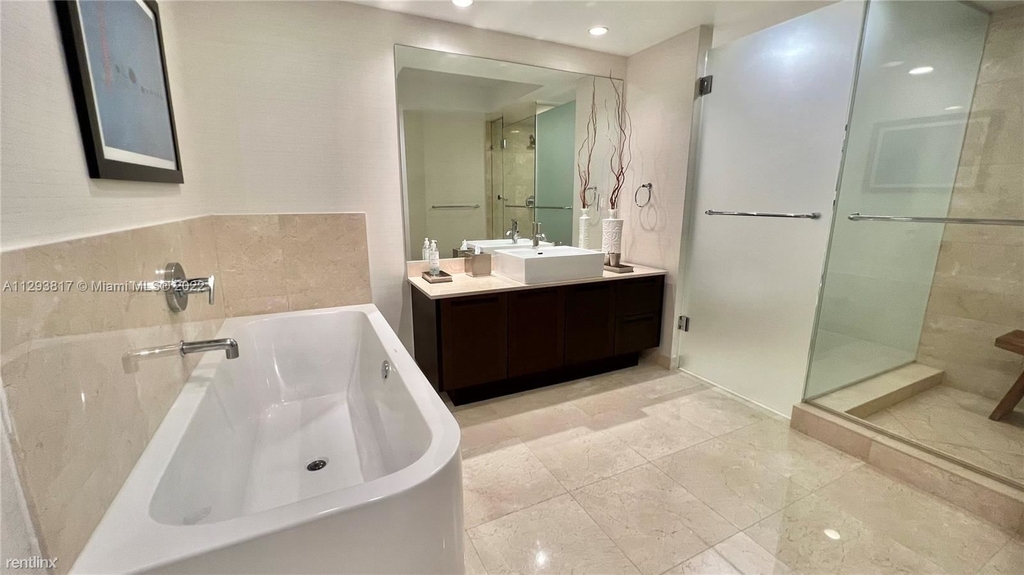 250 Sunny Isles Blvd Apt 3-1603 - Photo 8