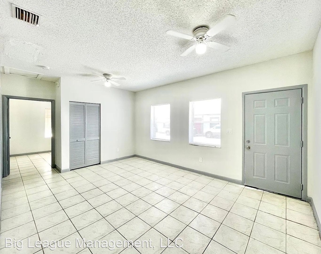 1215 Nw 8 Ct - Photo 1