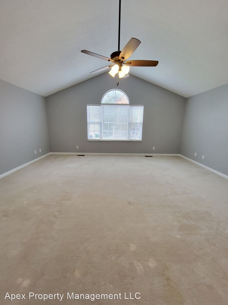 8140 Faircrest Lane - Photo 16