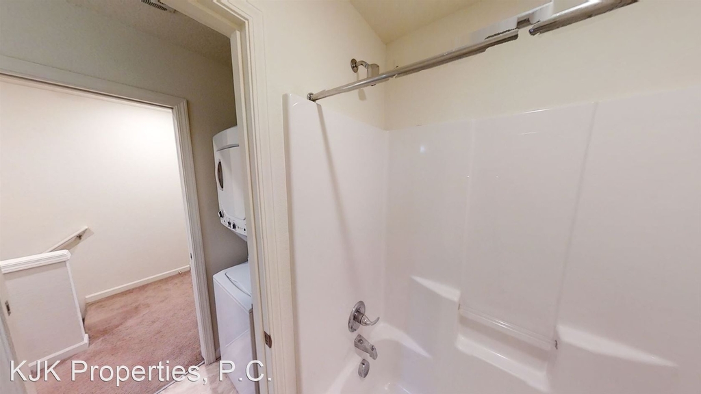 5808 Se 83rd Ave. - Photo 15