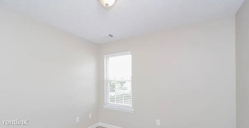 248 Silver Ridge Drive - Photo 3