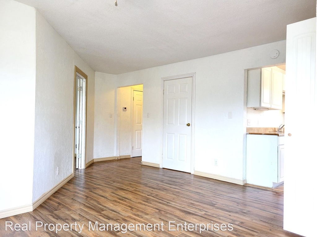 702 S Drexel St - #3 - Photo 2