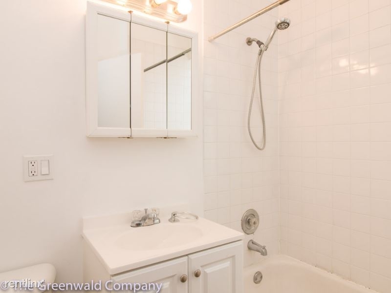 839 N Sacramento Blvd - Photo 2