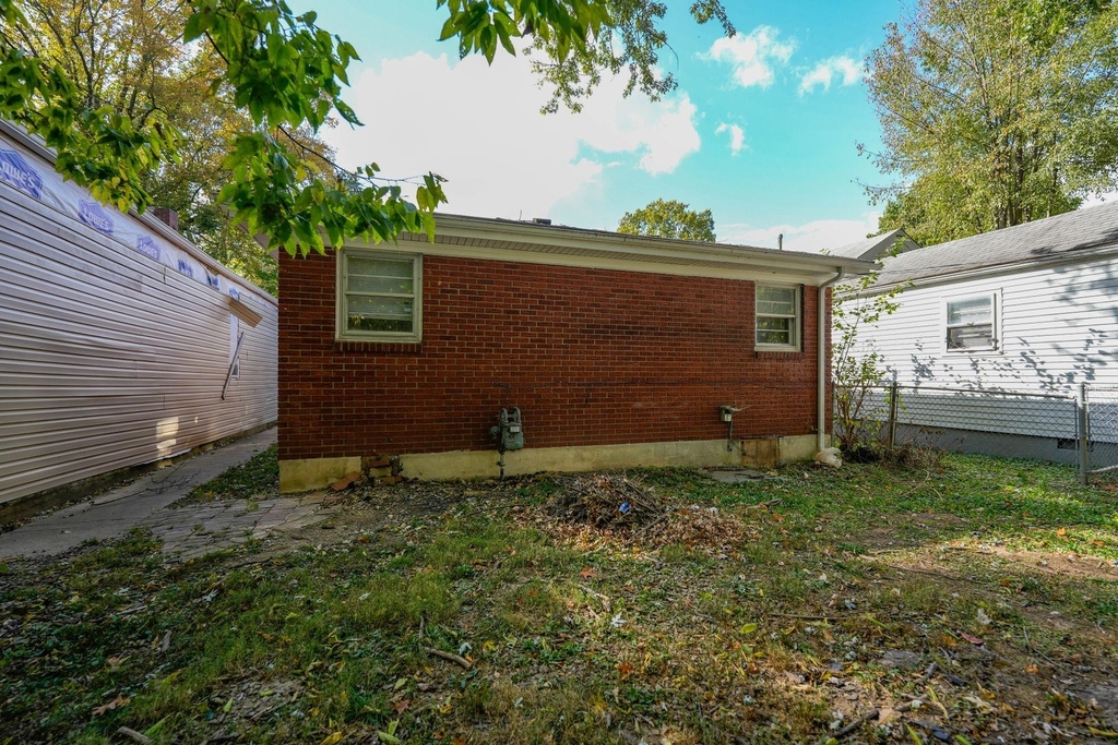 3771 Craig Ave - Photo 3