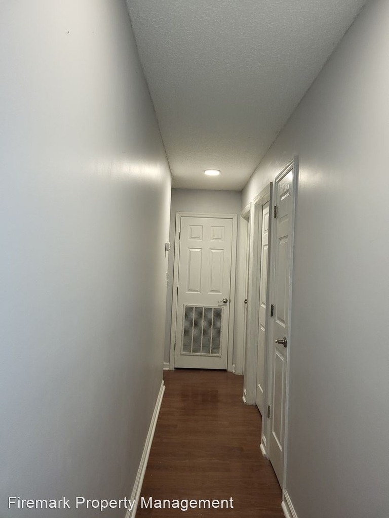 1304 Holyoke Road - Photo 8