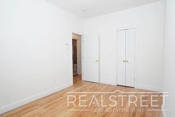 527 Chauncey Street - Photo 13