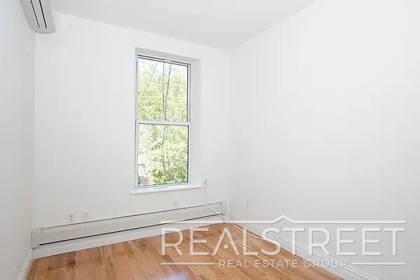 527 Chauncey Street - Photo 14