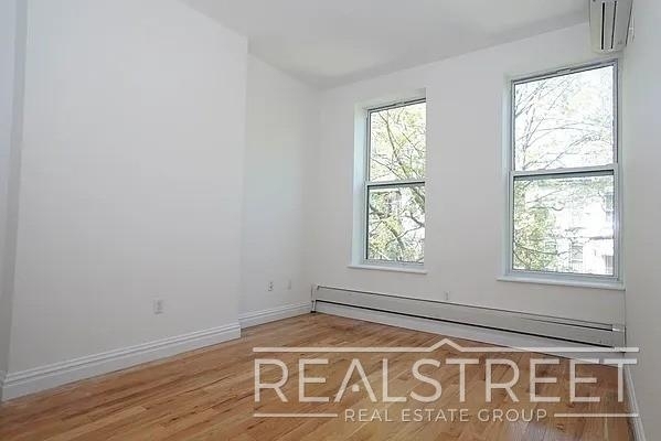 527 Chauncey Street - Photo 12