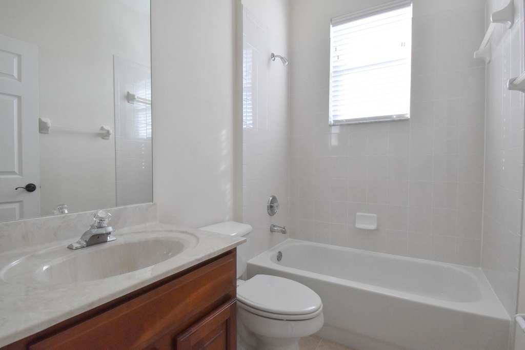 1671 Cherry Blossom Terrace - Photo 8