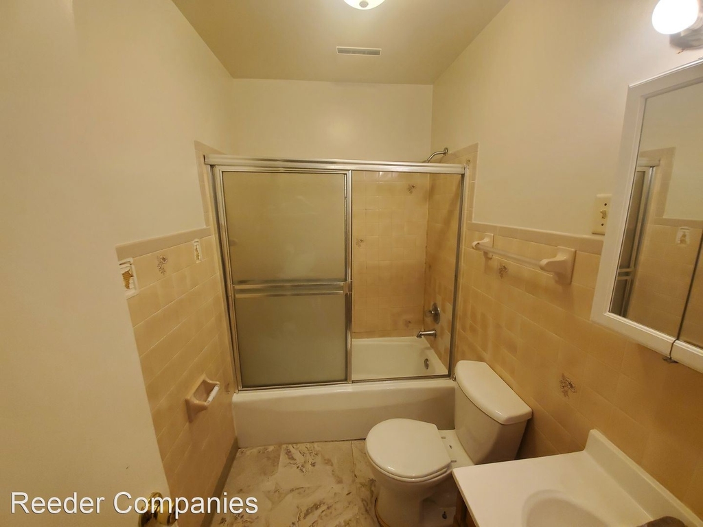 4402 Tod Ave. - Photo 6