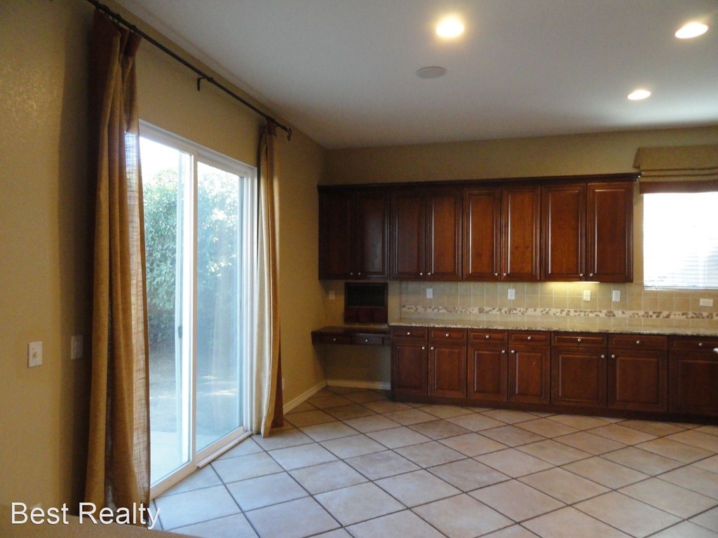 1414 Wild Olive Road - Photo 7